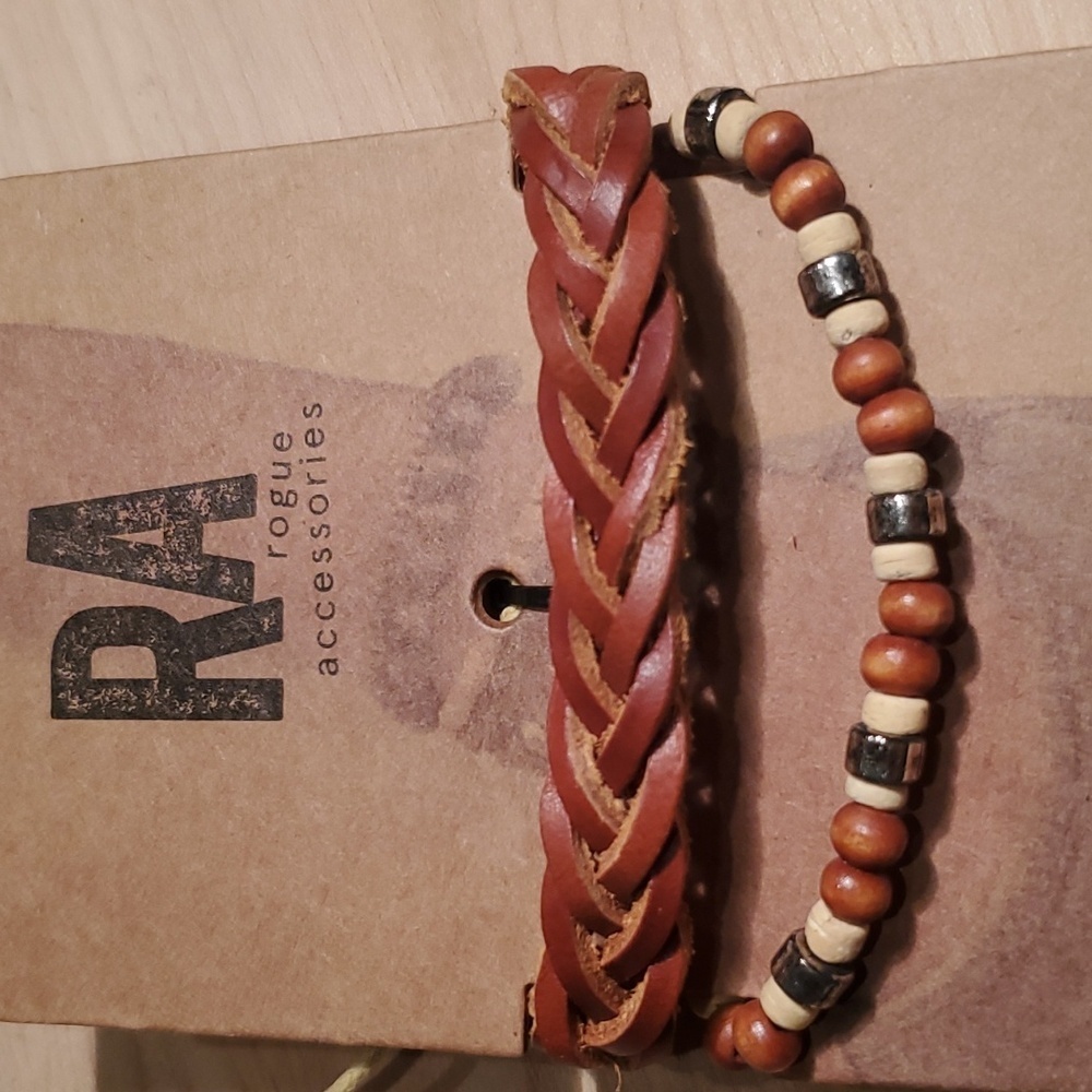 *️⃣NWT LEATHER BRACELET
